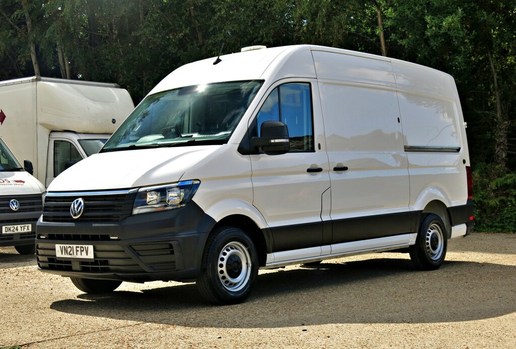 Volkswagen Crafter Panel Van 140Hp Trendline Mwb Highroof Euro 6 202 VN21FPV White