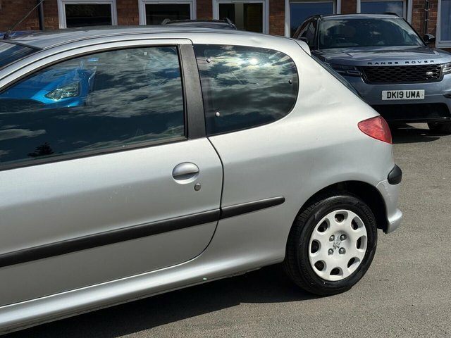 Peugeot 206 Hatchback 1.1 S 200404 Grey #10