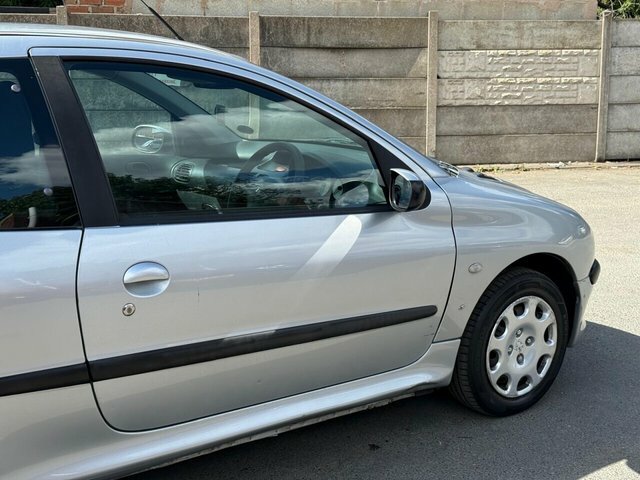 Peugeot 206 1.4 8V S Hatchback Ac 149 G Silver #6