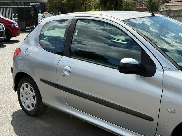Peugeot 206 1.4 8V S Hatchback Ac 149 G Silver #5