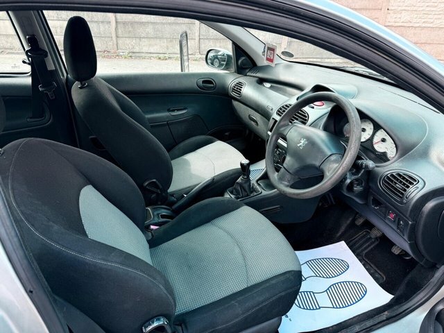 Peugeot 206 Hatchback 1.1 S 200404 Grey #22