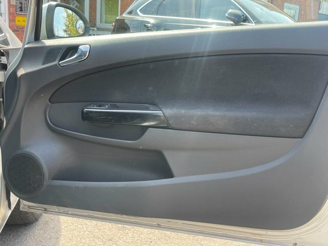 Vauxhall Corsa 1.4I 16V Club  #14