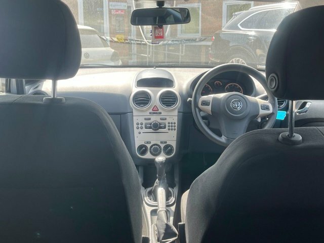 Vauxhall Corsa 1.4I 16V Club  #31