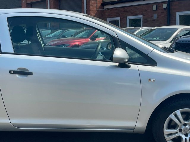 Vauxhall Corsa 1.4I 16V Club  #6
