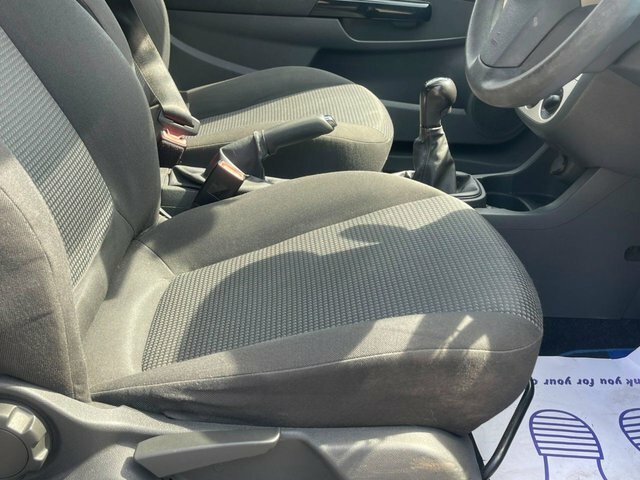 Vauxhall Corsa 1.4I 16V Club  #16
