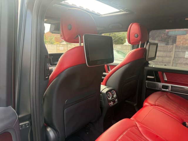 Mercedes-Benz G Class G63 Carbon Edition 9G-tronic Red #50