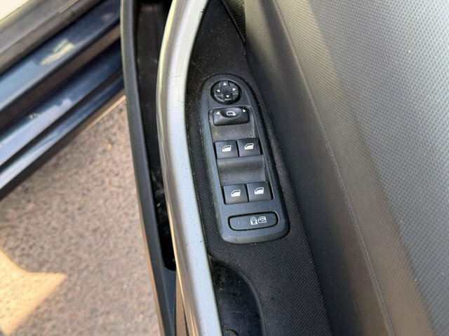 Peugeot 308 SW 1.6 E-hdi Sw Allure Grey #24