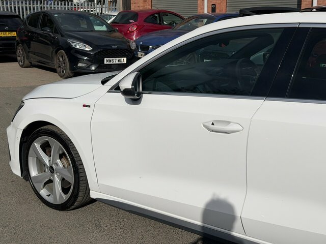 Audi A3 1.0 Tfsi 30 Sport Sportback Euro Silver #11