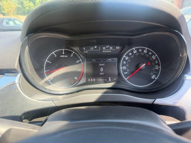 Vauxhall Corsa 1.4I Ecotec Sport Hatchback Euro White #29