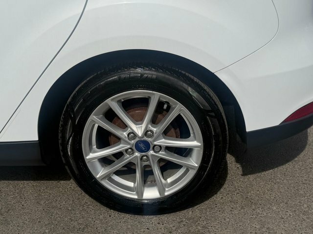 Ford Focus 1.5 Zetec S Tdci Grey 0 Tax Bluetoot Grey #59