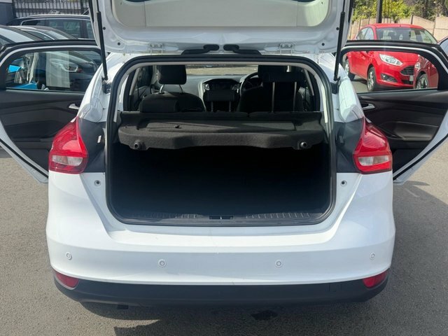 Ford Focus 1.5 Zetec S Tdci Grey 0 Tax Bluetoot Grey #19