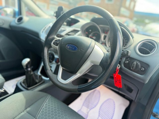 Ford Fiesta 1.4 Tdci Zetec Hatchback 110 G Blue #2
