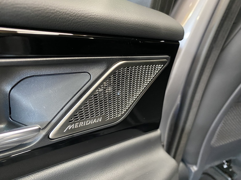Jaguar XE D200 Mhev R-dynamic Se Black Grey #5