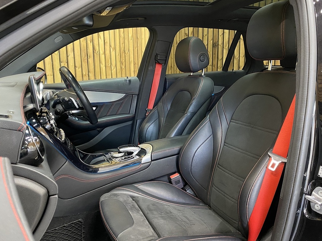 Mercedes-Benz GLC Class Glc43 V6 Amg Black #4