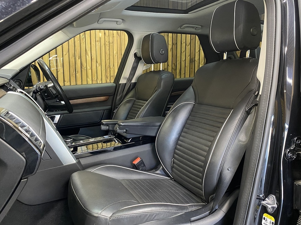 Land Rover Discovery Sd V6 Hse Black #3