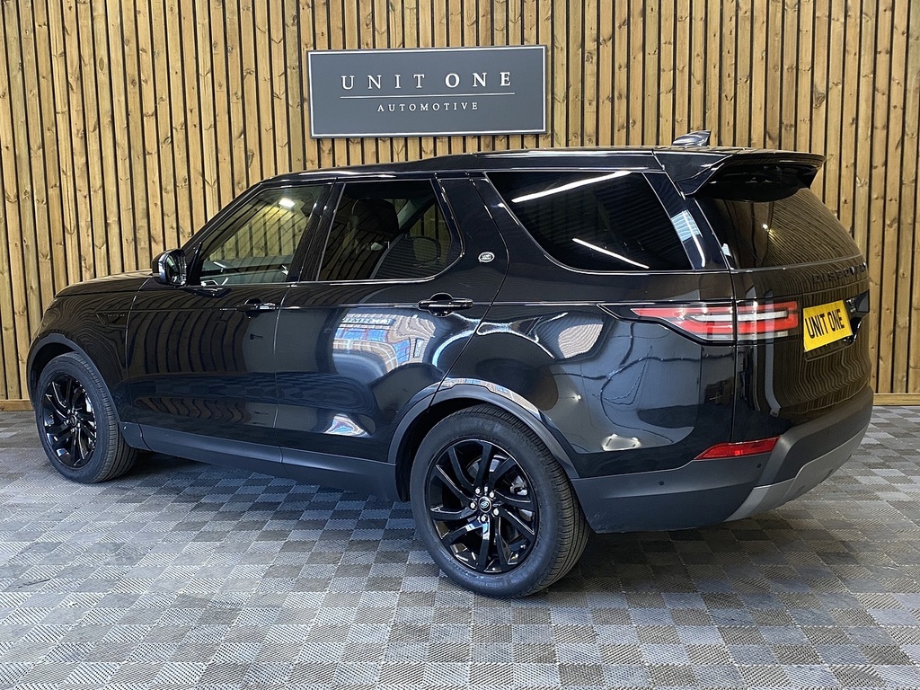 Land Rover Discovery Sd V6 Hse Black