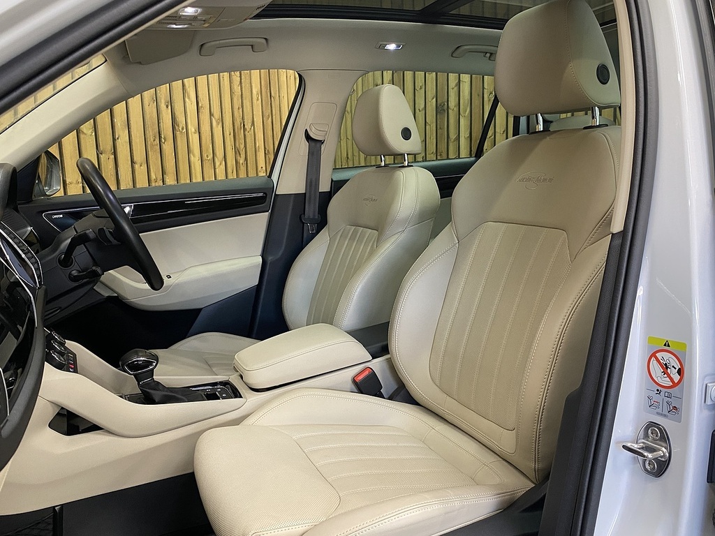 Skoda Kodiaq Tdi Laurin Klement White #4