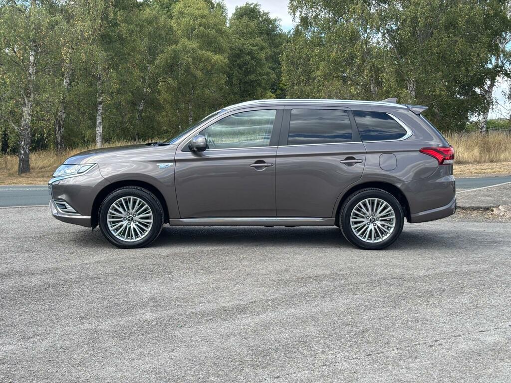 Mitsubishi Outlander 2.4H Twinmotor 13.8Kwh Exceed Cvt 4Wd Euro 6 Ss Brown #5