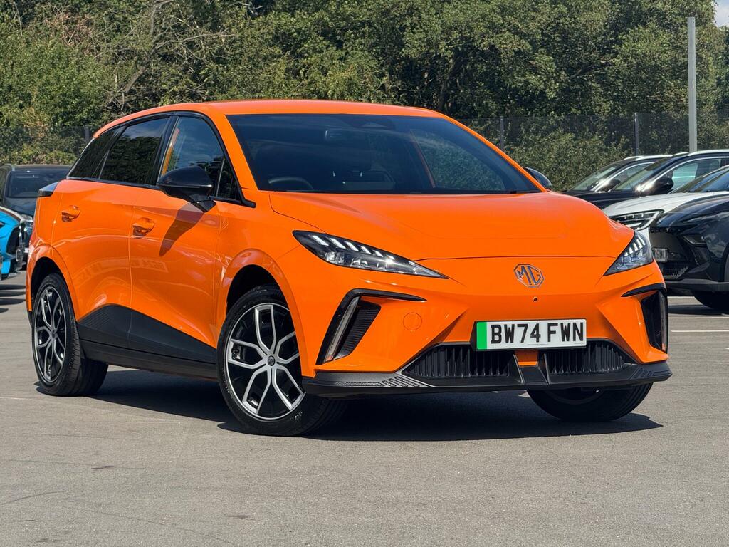 MG MG4 64Kwh Trophy Long Range Orange