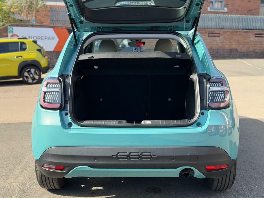 Fiat 600 Fiat 600 La Prima Blue #34