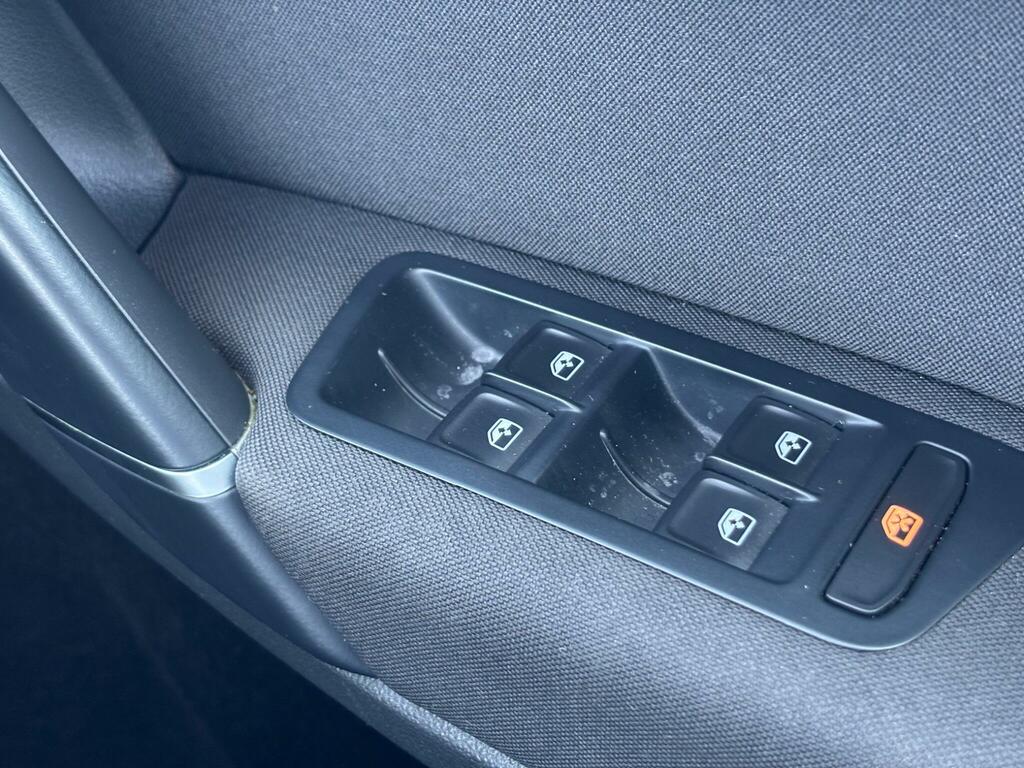Volkswagen Golf SV Mpv 2.0 Tdi Se Nav Dsg Euro 6 Ss 201969 Silver #12