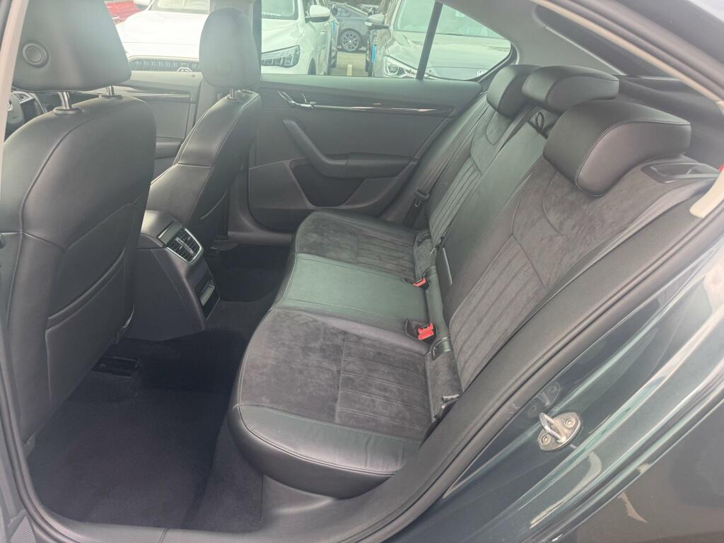 Skoda Octavia 1.6 Tdi Se Sport Estate Euro 6 Blue #17