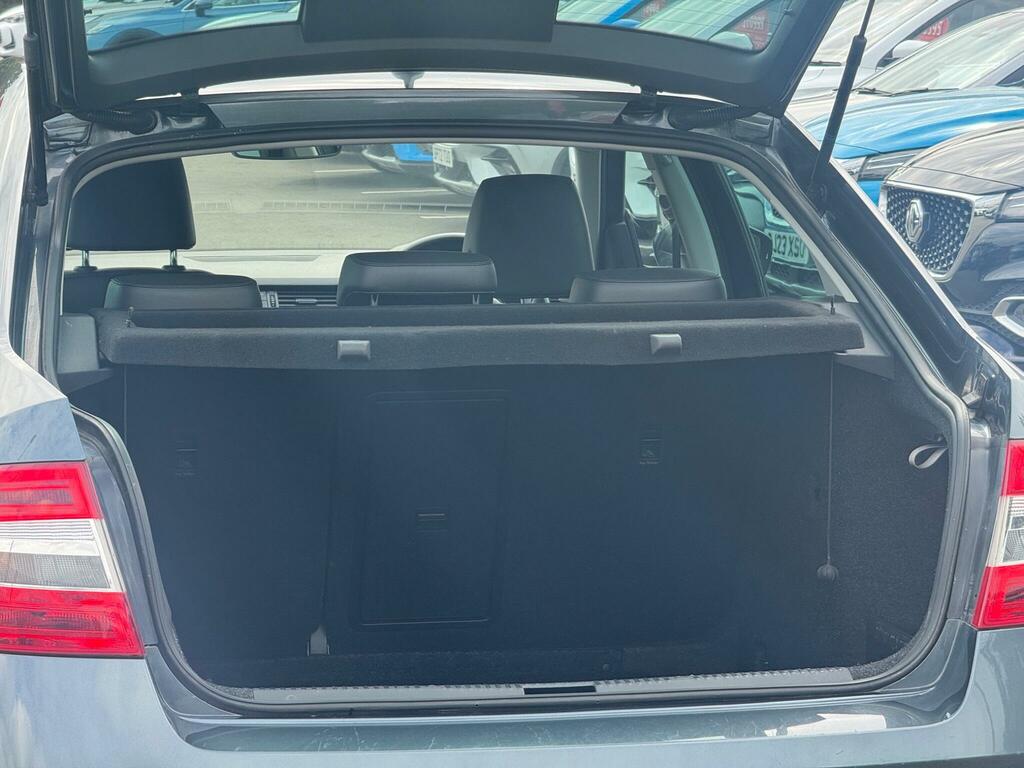 Skoda Octavia 1.6 Tdi Se Sport Estate Euro 6 Blue #15