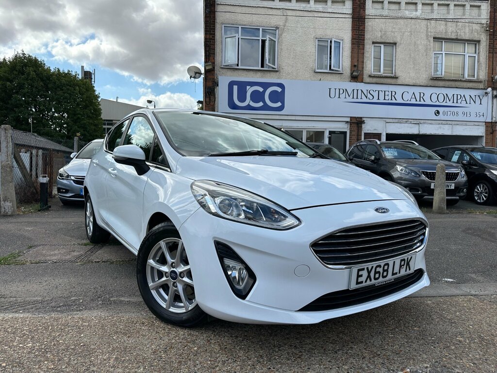 Ford Fiesta 1.0T Ecoboost Zetec Hatchback Eu White