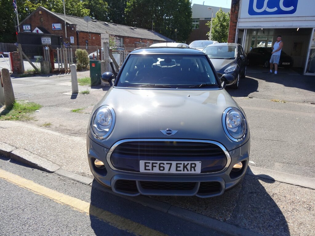 Mini Hatch 1.5 Cooper Hatchback Euro 6 Ss Grey #2