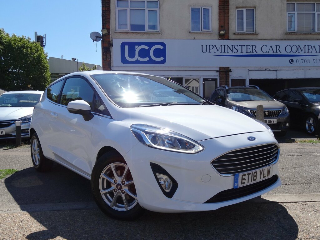 Ford Fiesta 1.0T Ecoboost Zetec Hatchback Eu White