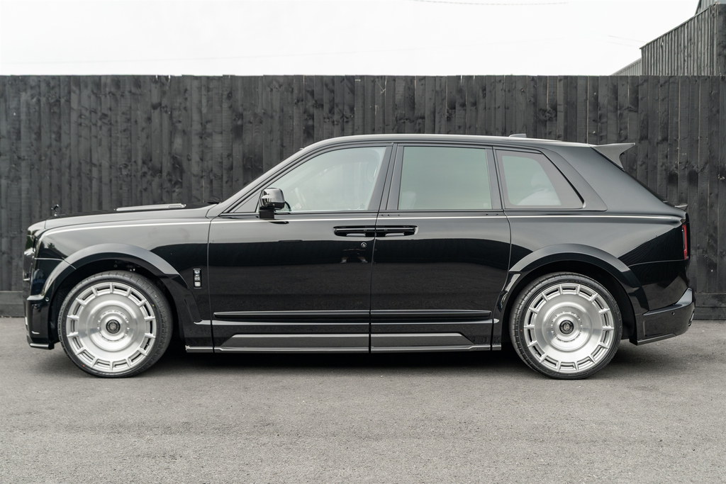 Rolls-Royce Cullinan 6.75 V12 Suv 4Wd Euro 6 571 Ps Black #3