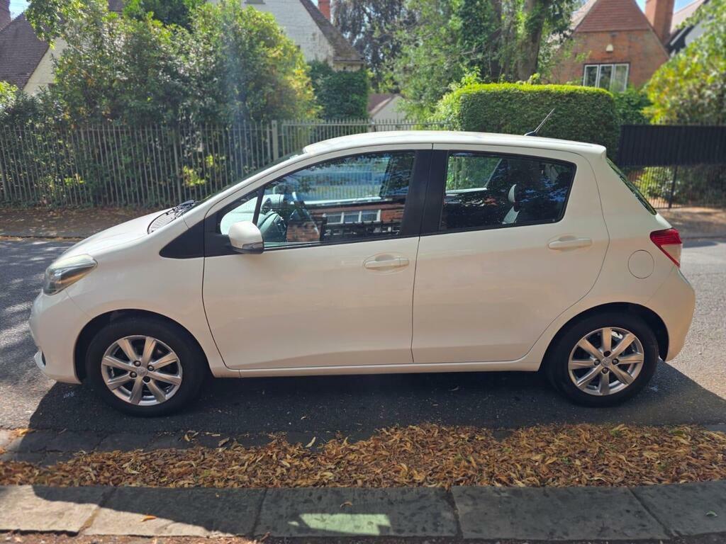 Toyota Yaris 1.33 Dual Vvt-i Tr Euro 5 White #5