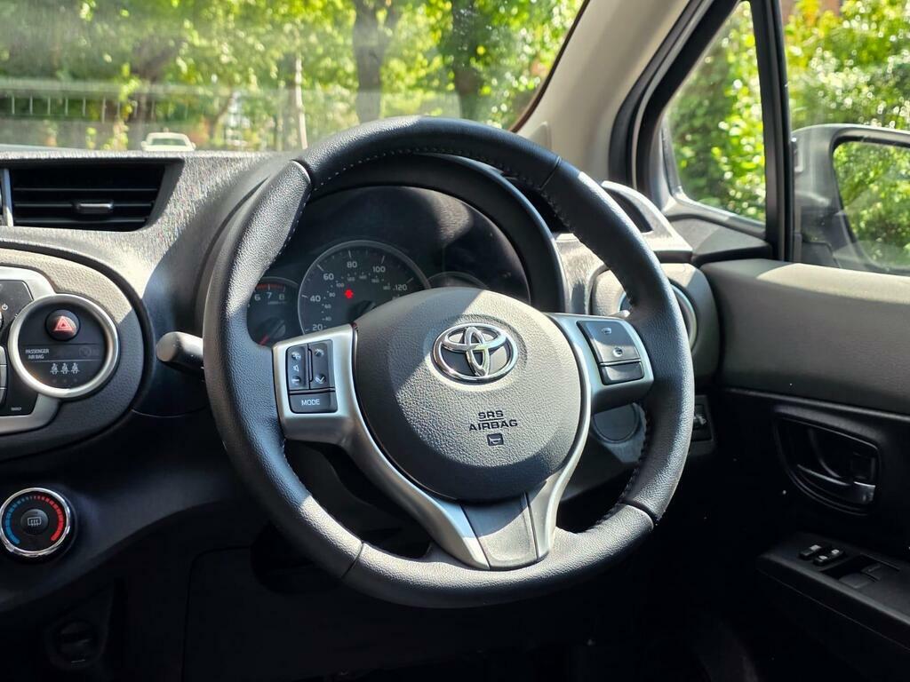Toyota Yaris Yaris Tr D-4d Grey #15