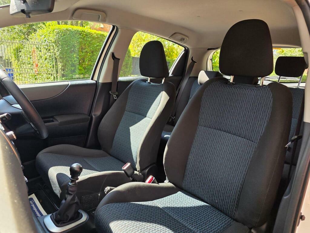 Toyota Yaris Yaris Tr D-4d Grey #12