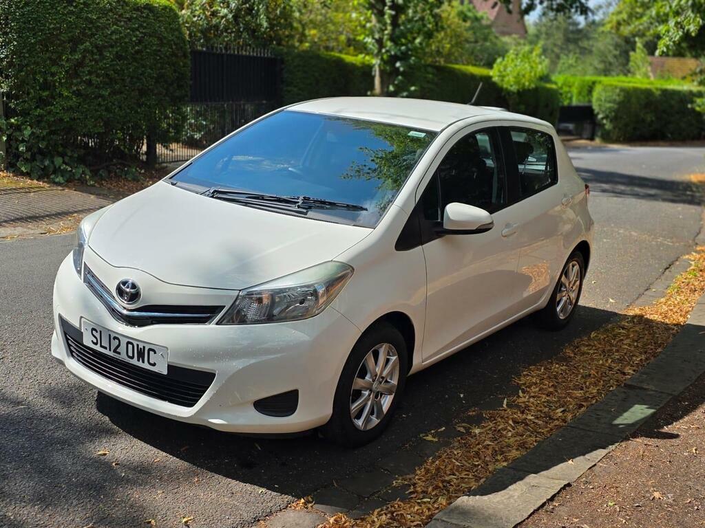 Toyota Yaris Yaris Tr D-4d Grey #9