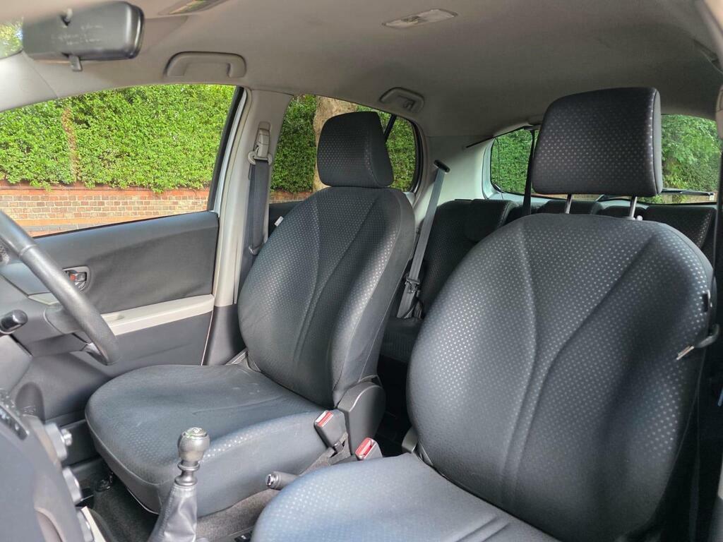 Toyota Yaris 1.33 Dual Vvt-i Tr Hatchback Multimode Grey #19
