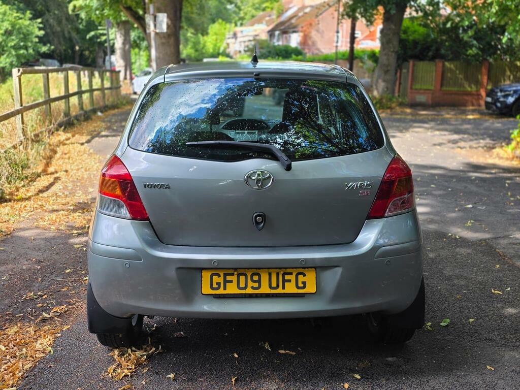 Toyota Yaris 1.33 Dual Vvt-i Tr Hatchback Multimode Grey #4