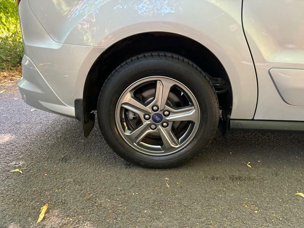 Ford Grand Tourneo Connect Ecoblue Titanium Mpv Blue #24