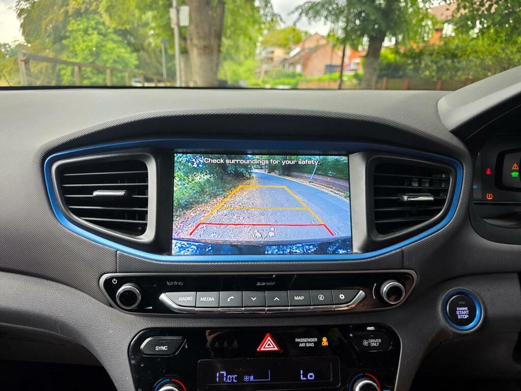 Hyundai Ioniq 1.6 H-gdi Premium Dct Euro 6 S S Black #2