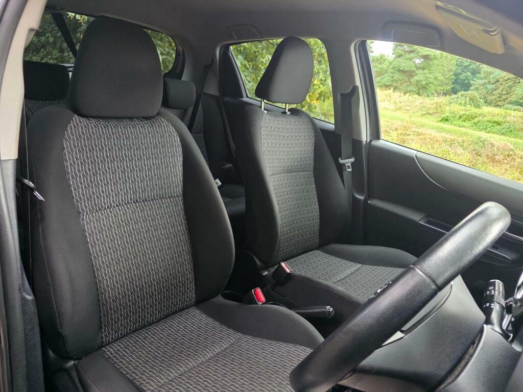 Toyota Yaris 1.33 Dual Vvt-i Icon Plus Euro 5 SJ14TYU Grey #2