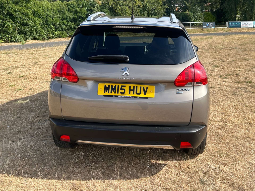Peugeot 2008 Allure E-hdi #6