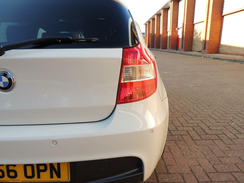 BMW 1 Series 2.0 118I Se 128 Bhp Black #37