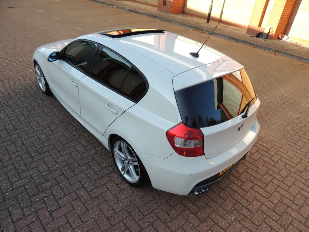 BMW 1 Series 2.0 118I Se 128 Bhp Black #24