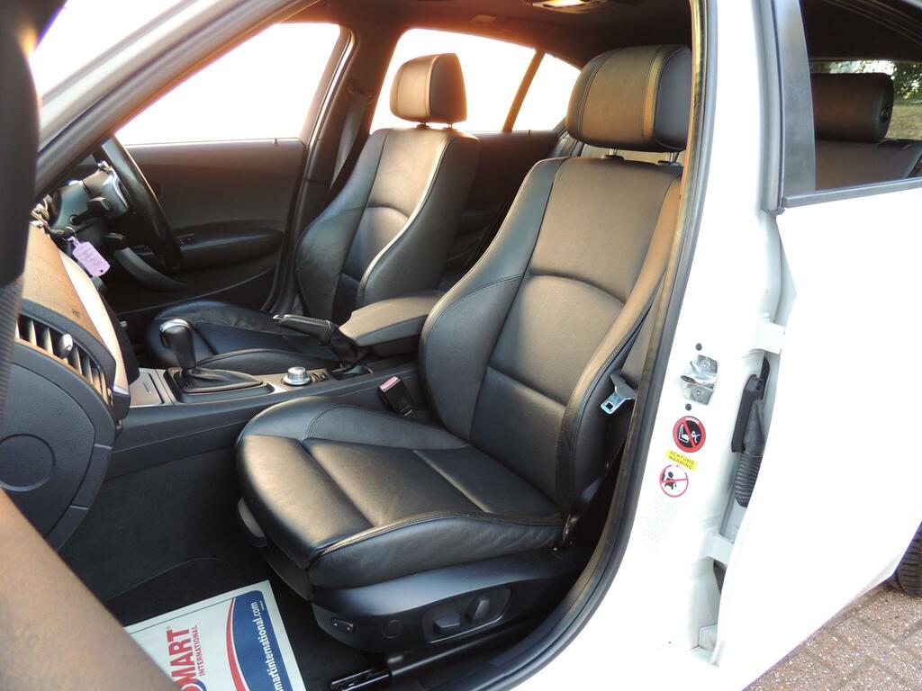 BMW 1 Series 2.0 118I Se 128 Bhp Black #82