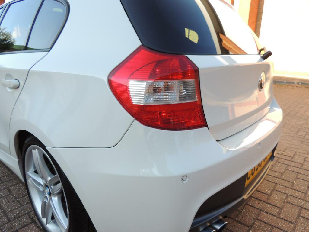 BMW 1 Series 2.0 118I Se 128 Bhp Black #39