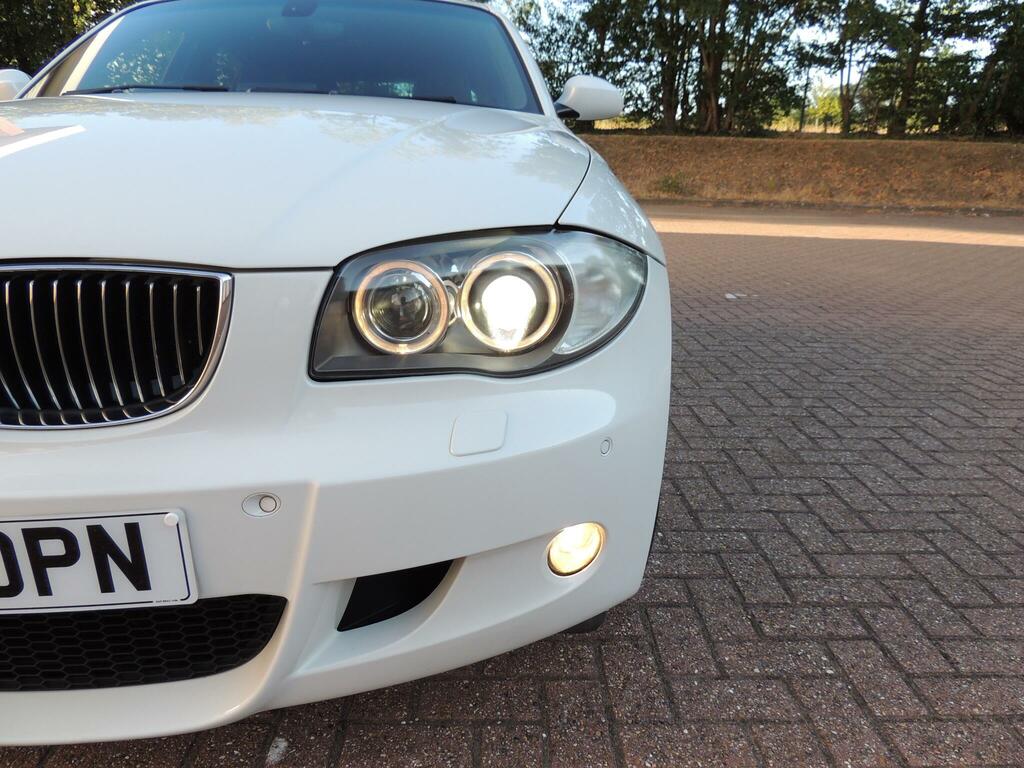 BMW 1 Series 2.0 118I Se 128 Bhp Black #29
