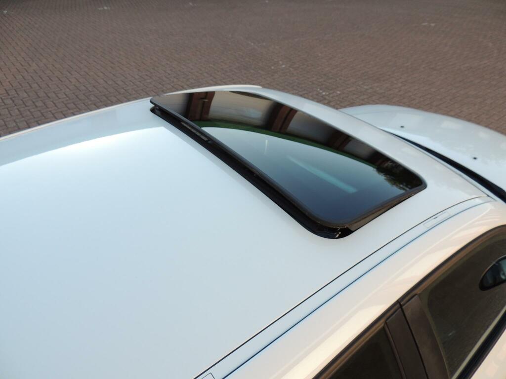 BMW 1 Series 2.0 118I Se 128 Bhp Black #35