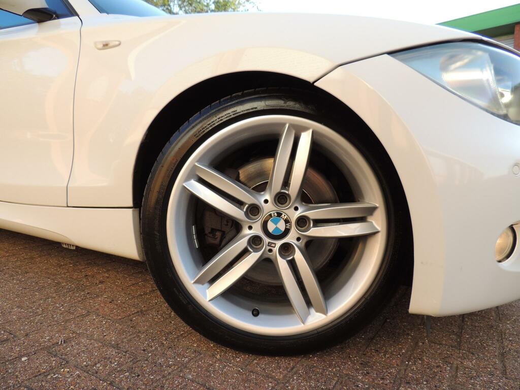 BMW 1 Series M Sport White #5