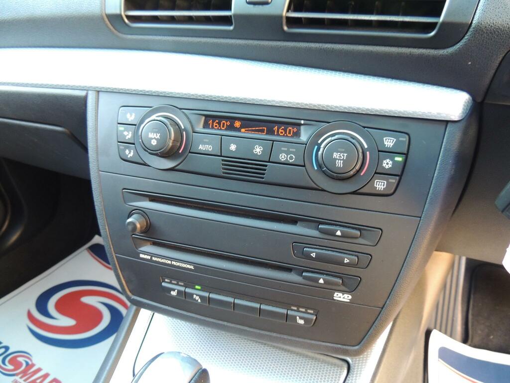 BMW 1 Series 2.0 118I Se 128 Bhp Black #66