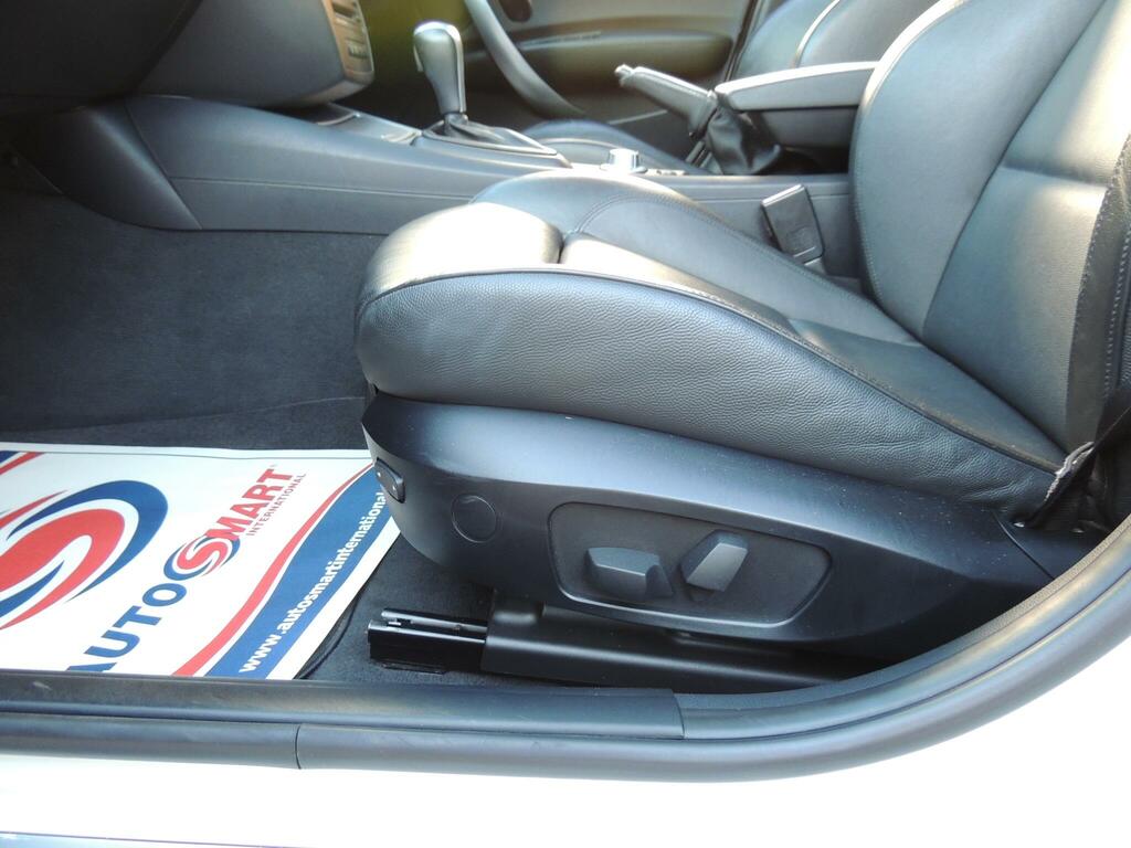 BMW 1 Series 2.0 118I Se 128 Bhp Black #83